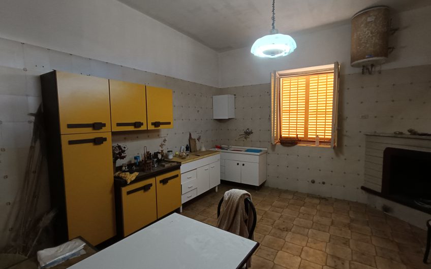 Ostuni – Villa contrada Badessa #noncompratecaseacaso