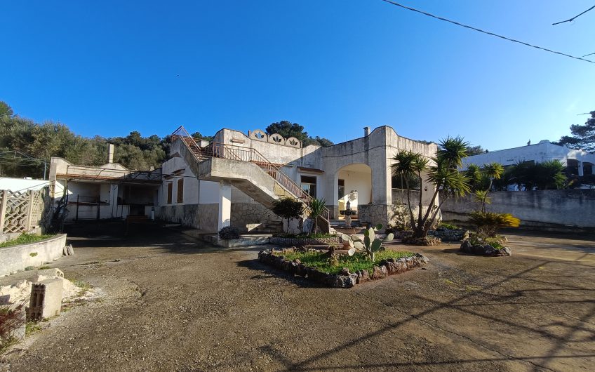 Ostuni – Villa contrada Badessa #noncompratecaseacaso
