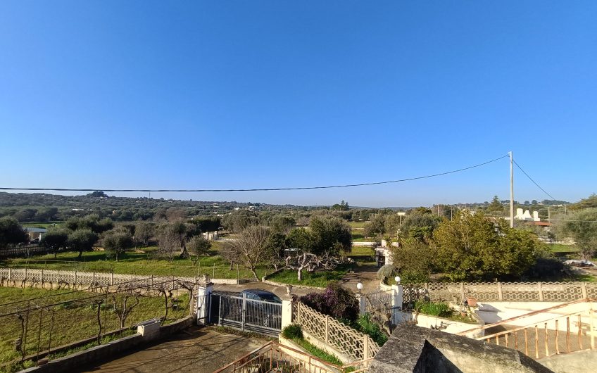 Ostuni – Villa contrada Badessa #noncompratecaseacaso