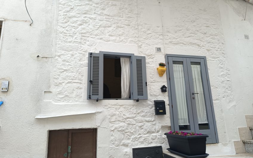 Ostuni – Casa singola via Poerio #noncompratecaseacaso