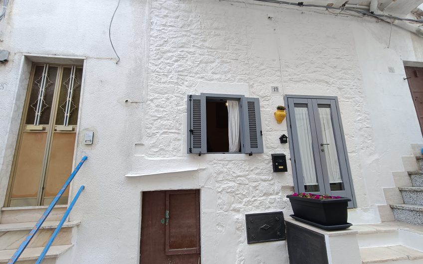 Ostuni – Casa singola via Poerio #noncompratecaseacaso