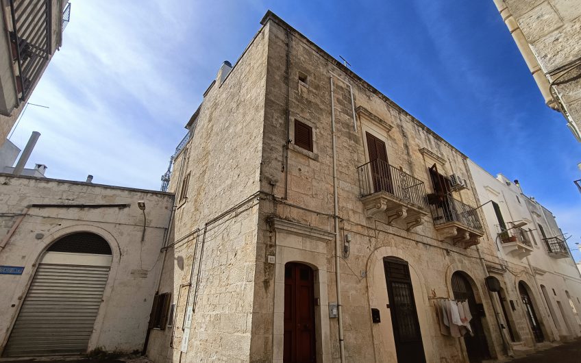 Ostuni – Abitazione in via Ettore Fieramosca 13 #noncompratecaseacaso