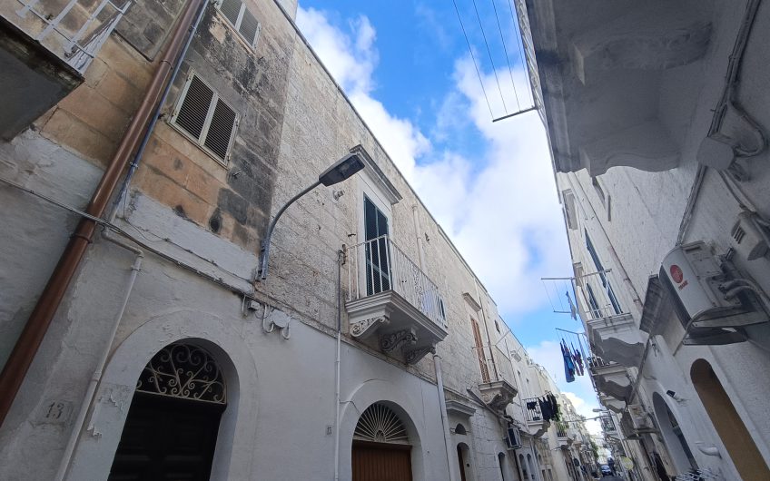 Ostuni – Casa singola in via De Cristoforis 17 #noncompratecaseacaso