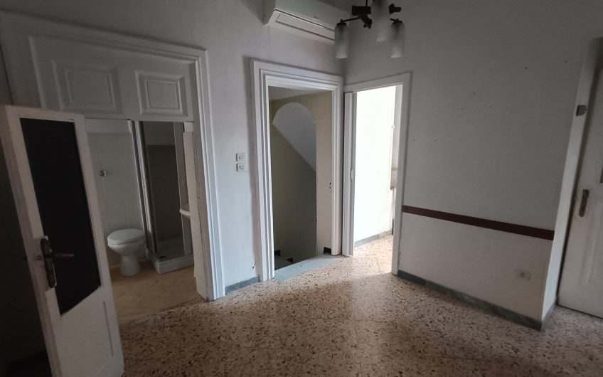Ostuni – Casa singola in via Continelli 3 ( Già via Dante Alighieri ) #noncompratecaseacaso