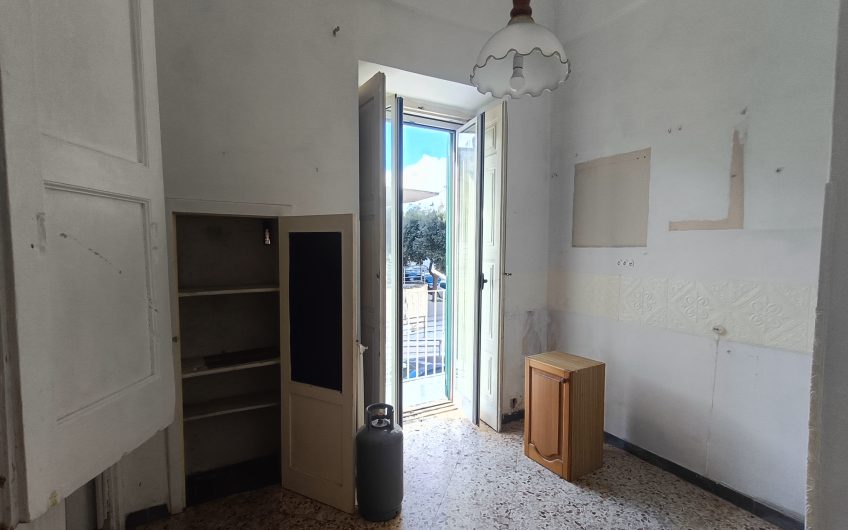Ostuni – Casa singola in via Continelli 3 ( Già via Dante Alighieri ) #noncompratecaseacaso
