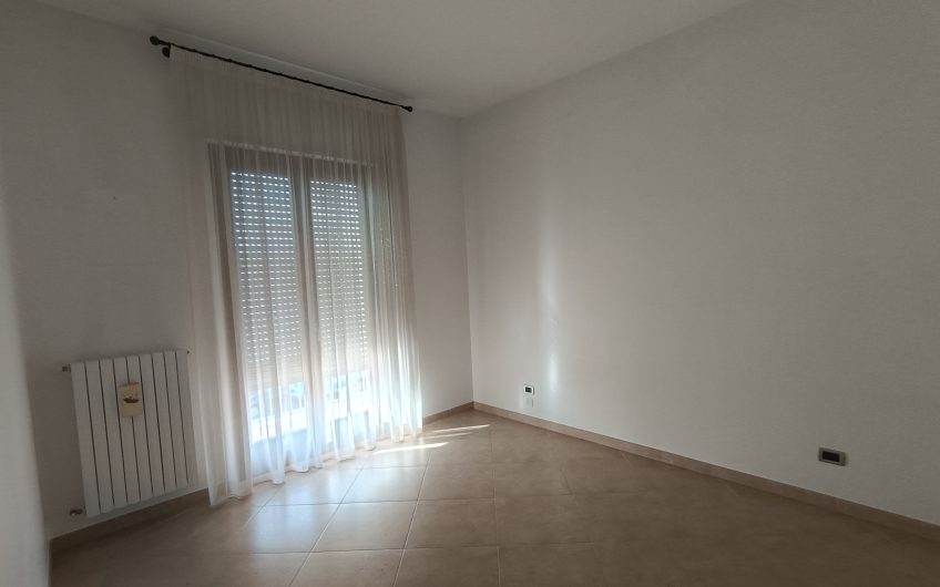 Ostuni – Appartamento con box auto via Brindisi #noncompratecaseacaso