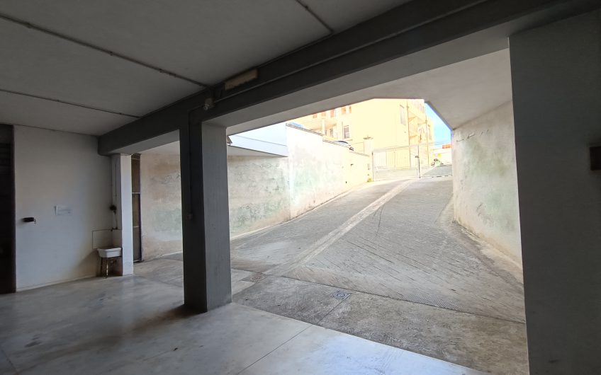 Ostuni – Appartamento con box auto via Brindisi #noncompratecaseacaso