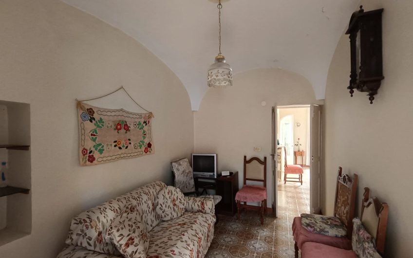 Ostuni – Casa singola in via Duca Castromediano 32 #noncompratecaseacaso