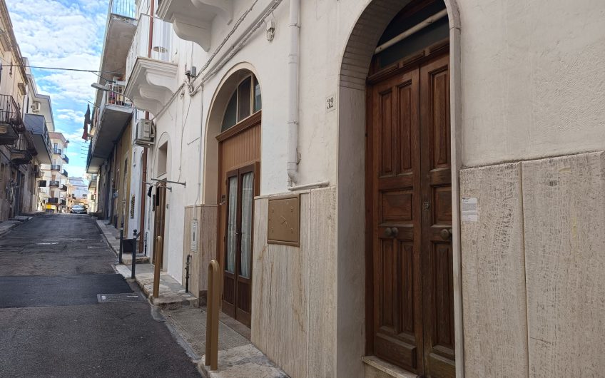 Ostuni – Casa singola in via Duca Castromediano 32 #noncompratecaseacaso