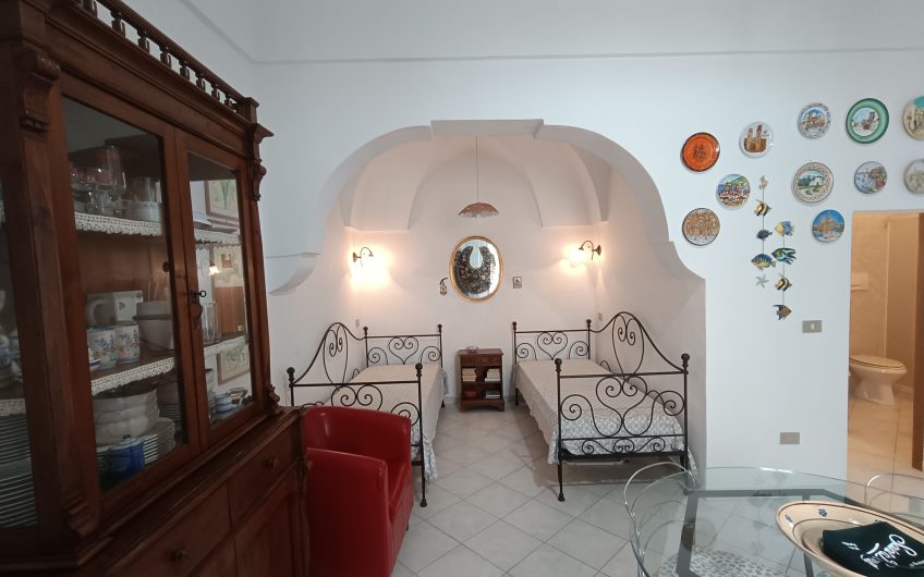 Ostuni – Centro Sorico – Abitazione singola a primo piano di via Ugo Foscolo 7 #noncompratecaseacaso