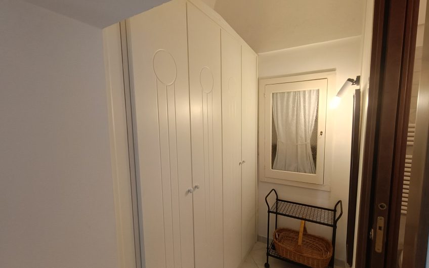 Ostuni – Centro Sorico – Abitazione singola a primo piano di via Ugo Foscolo 7 #noncompratecaseacaso