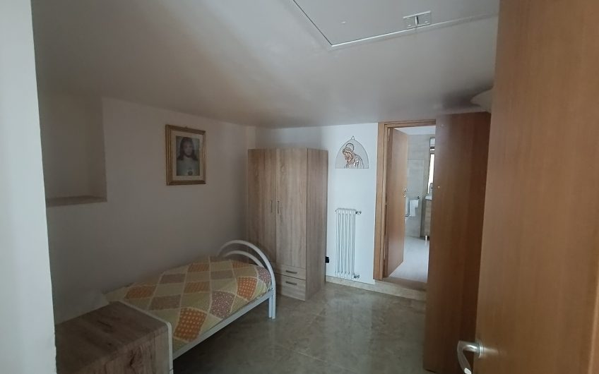 Ostuni – Casa a piano terra di via Massimo D’Azeglio 29 #noncpmpratecaseacaso