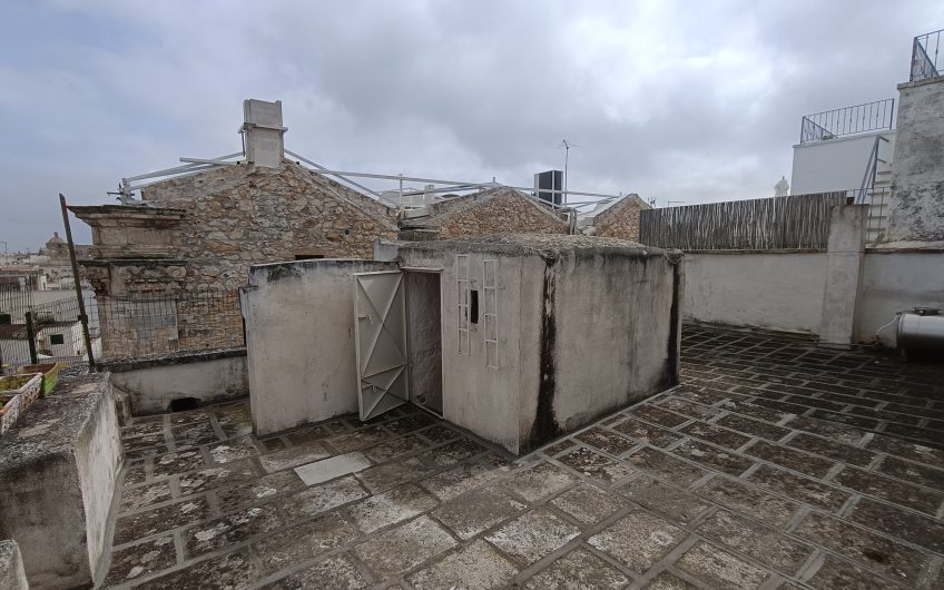 Ostuni – Abitazione a primo piano in via Alberto Mario 3 #noncompratecaseacaso