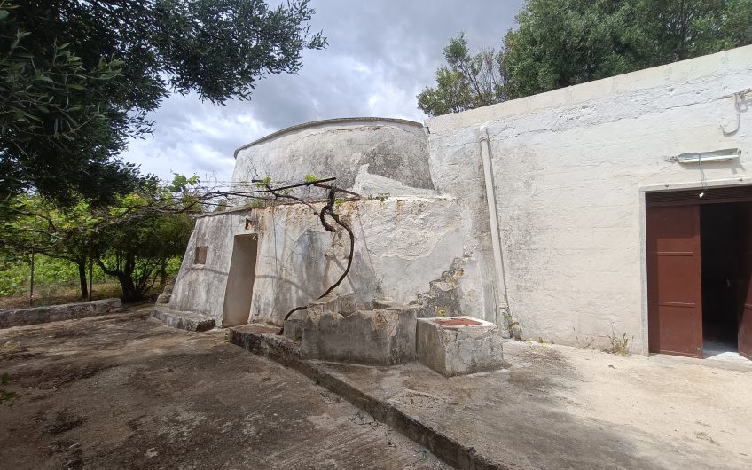 Ostuni – Villa con annessa torretta saracena in Contrada Chianchizzo #noncompratecaseacaso