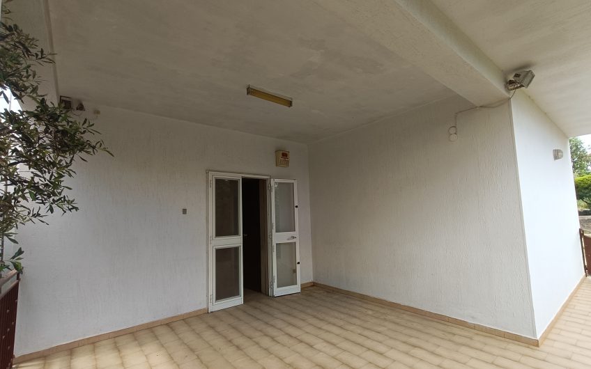 Ostuni – Villa con annessa torretta saracena in Contrada Chianchizzo #noncompratecaseacaso