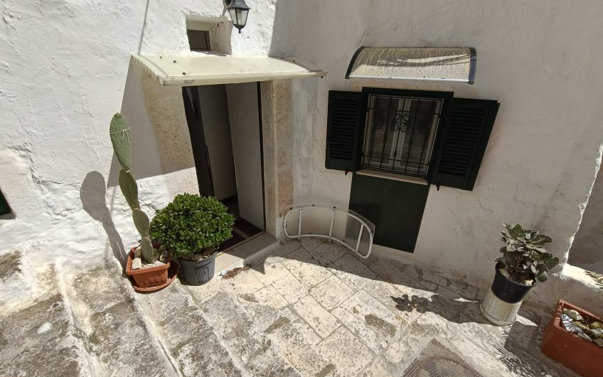 Casa singola nel rione Terra di Ostuni via Bixio Continelli 105 #noncompratecaseacaso